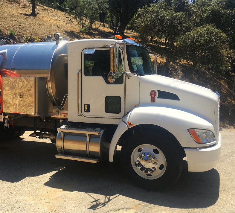 water tank truck